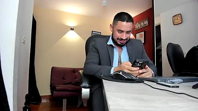 thesexlawyer1 online show from May 16, 4:32 am