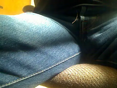 markluvskitty online show from June 19, 1:27 pm