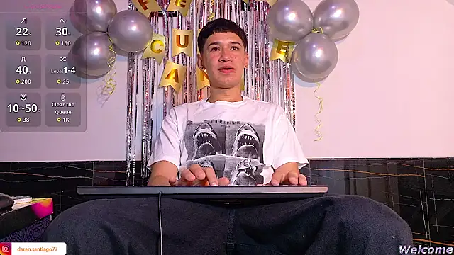 Mr daren  online show from May 6, 5:57 pm