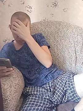 MityaXLoves online show from May 3, 5:32 am