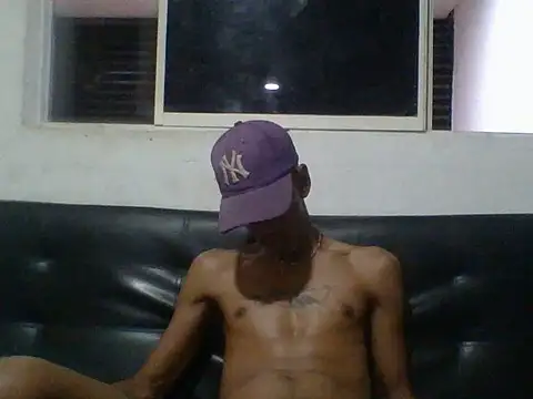 AlbertBigCock online show from July 30, 7:51 am