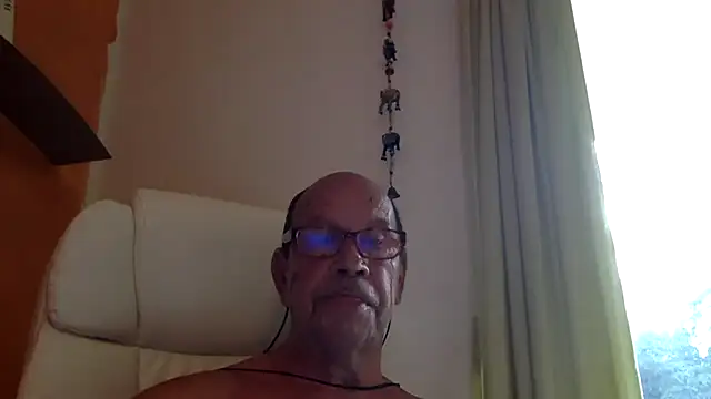 Bobby5169 online show from August 6, 2:34 pm