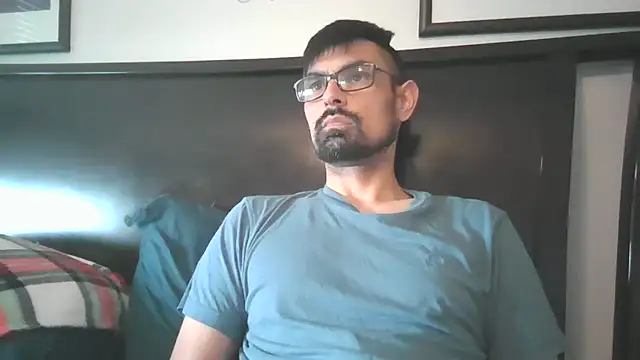 spence204011 online show from June 24, 11:40 pm