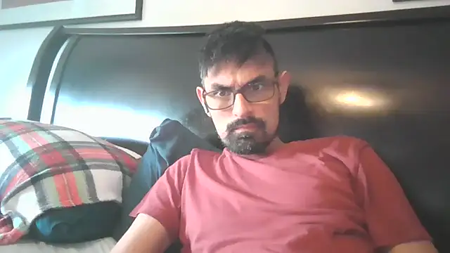 spence204011 online show from June 23, 11:29 pm