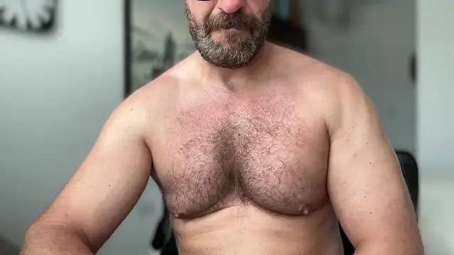 Mr Beef online show from June 26, 8:28 am