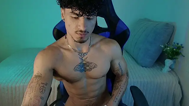 Thomas Fit1 online show from August 4, 1:26 pm