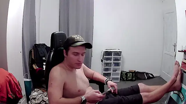 PKrisztian online show from May 11, 11:02 pm
