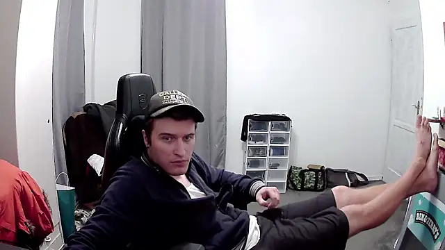 PKrisztian online show from May 18, 11:09 pm