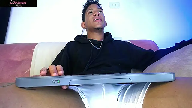 Palo santo online show from August 7, 7:59 am