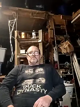 FKHoward online show from May 1, 3:14 pm