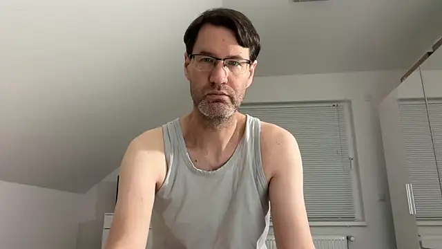 zxzx cam1 online show from May 12, 7:17 am