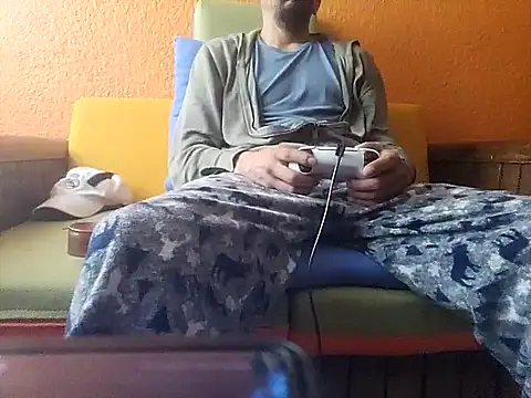 Angel Coronel online show from February 18, 6:28 pm