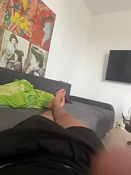 Iznywi online show from July 16, 12:56 pm