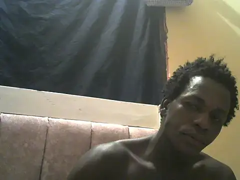 Bigras0011 online show from June 15, 1:36 pm