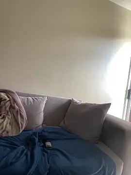 jaytee198610 online show from May 10, 11:44 am