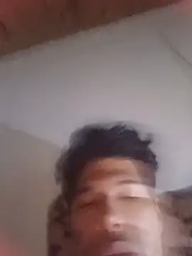 liambenitezjy online show from August 4, 1:22 am