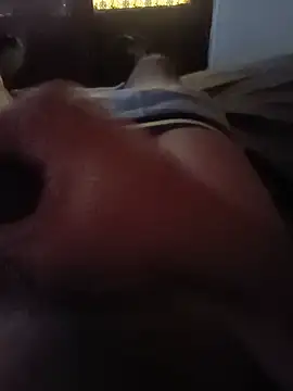 liambenitezjy online show from July 20, 5:26 pm