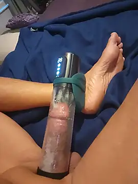 theclubist111 online show from August 5, 11:26 am