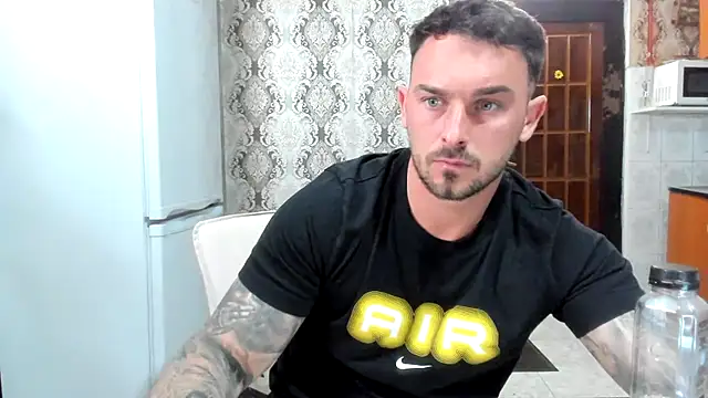 Jonmusclemaster online show from May 11, 8:06 pm