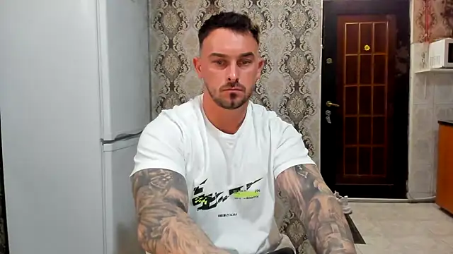 Jonmusclemaster online show from May 7, 8:31 pm