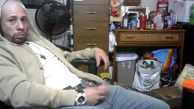 tongueispowerr6d9 online show from May 16, 7:49 am