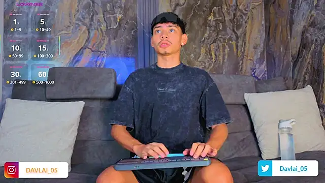 Daviid laidd online show from June 2, 1:12 pm