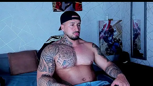 Cristian Walker online show from May 6, 11:05 pm