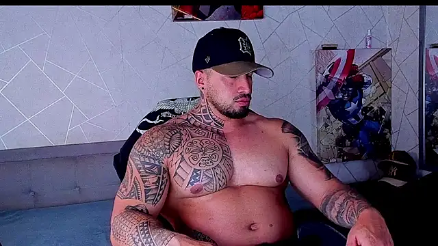 Cristian Walker online show from May 12, 8:39 pm