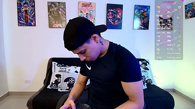 jonathanjoestar  online show from May 19, 8:59 pm
