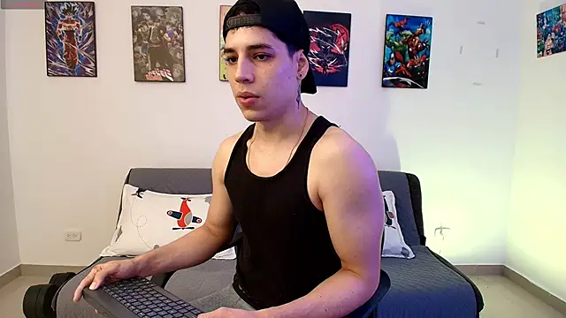 jonathanjoestar  online show from May 8, 10:32 pm