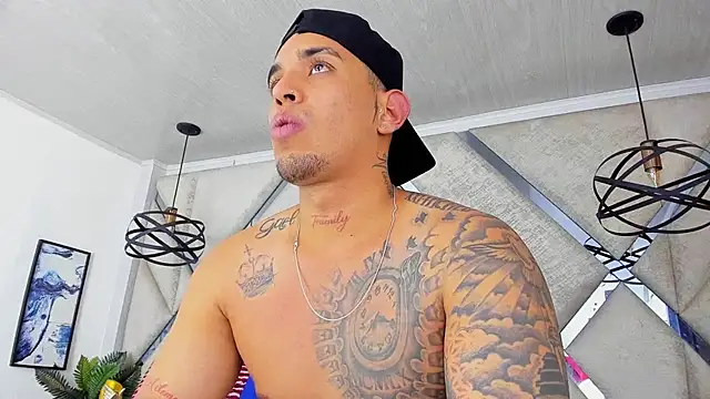 Damian09  online show from May 24, 4:51 am