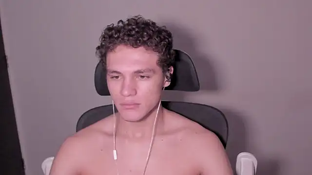 laurent nova online show from May 14, 6:44 am