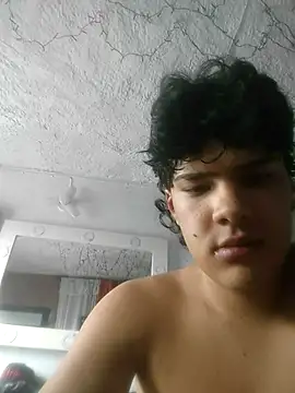 masterdaniel88 online show from July 14, 8:04 pm