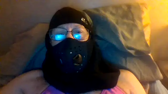 hornyrich69 online show from August 2, 4:22 am