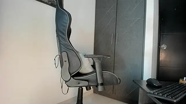 sergiio mesa27 online show from June 9, 1:57 pm