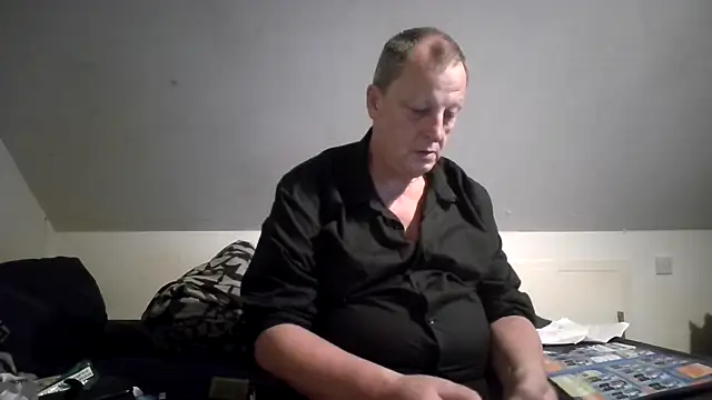 chubbybear2cum online show from June 18, 1:40 am