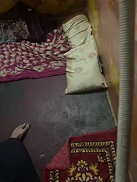 Bhabhi Lover09 online show from August 9, 11:05 am