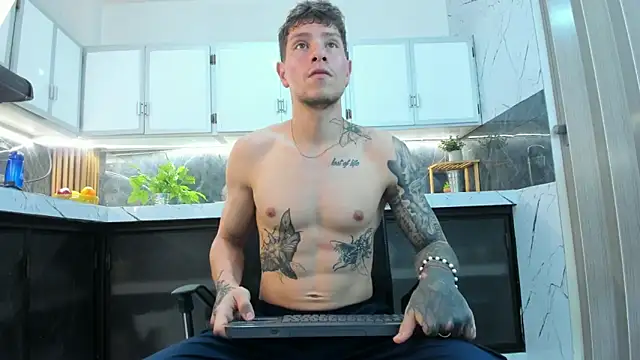 french sexx online show from May 16, 7:12 pm