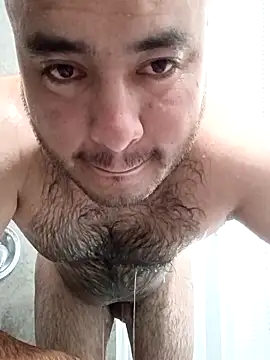 Dulce000000 online show from May 4, 8:43 pm