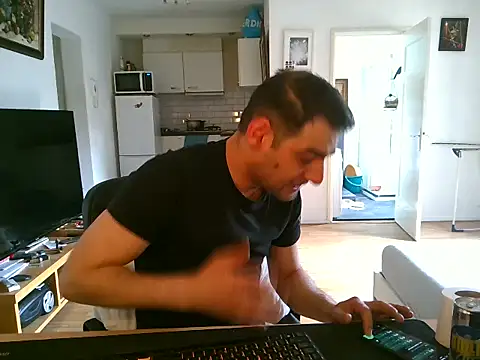 mihaimichael online show from May 21, 9:15 am