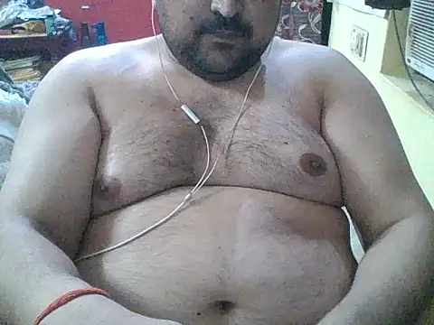 ARYANAVAILABLE online show from May 14, 9:57 pm