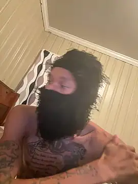 KingDerRico online show from May 11, 12:01 am