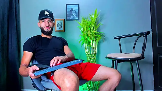 Damian 022 online show from July 19, 11:05 am