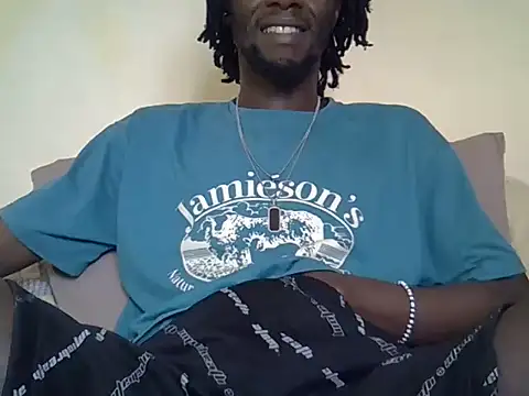 Delicious-D online show from August 7, 7:15 am