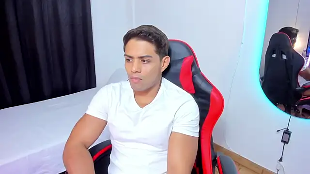 Luciano and Marlon online show from July 16, 12:06 am