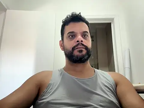 HornyBeachBoyBR online show from May 2, 1:58 pm