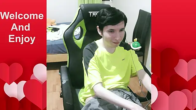 Twink martinboy online show from May 8, 10:54 pm