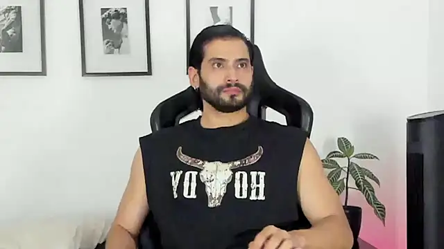 Dereck vega online show from July 15, 11:11 pm