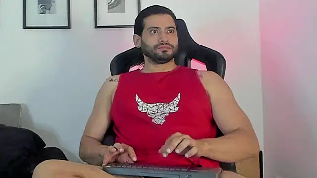 Dereck vega online show from May 24, 12:55 pm