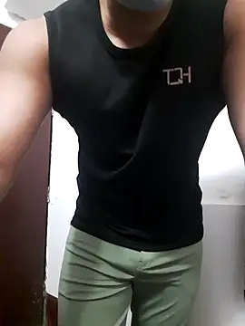 Guyinshortss online show from July 25, 8:38 pm